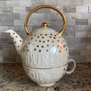 Anthropologie Teapot with cup
